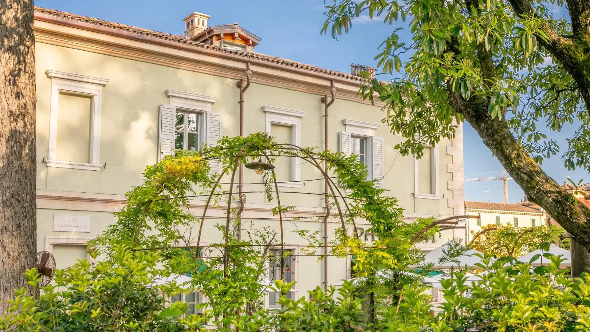 Luxury Apartment Peschiera Peschiera del Garda