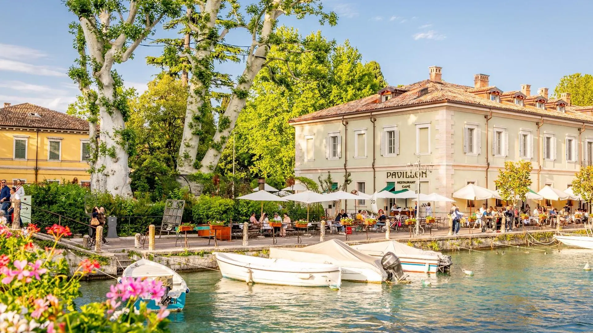 Luxury Apartment Peschiera Peschiera del Garda